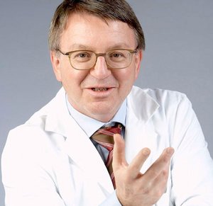 Präsident der Ärztekammer für Salzburg, Dr. Karl Forstner